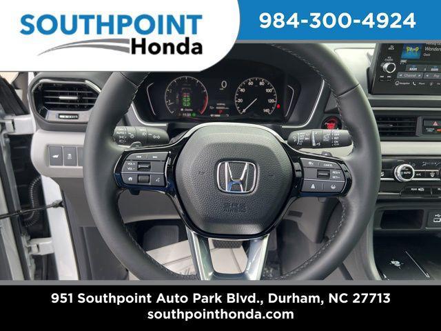 new 2025 Honda Pilot car, priced at $54,300