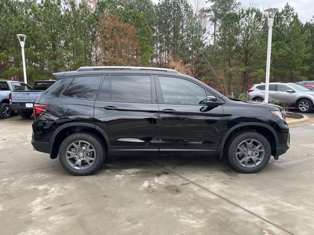 new 2025 Honda Passport car, priced at $46,395