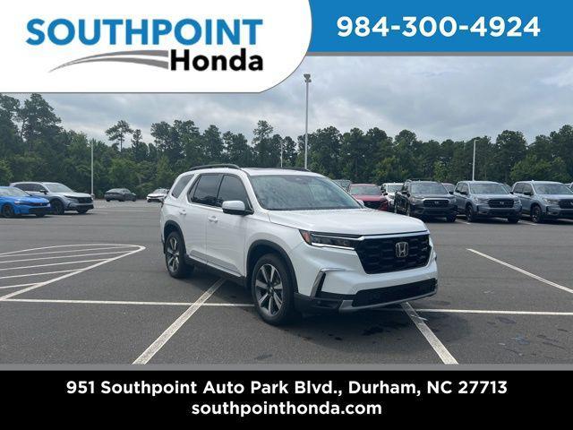 new 2025 Honda Pilot car, priced at $54,985