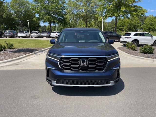 new 2025 Honda Pilot car, priced at $49,545