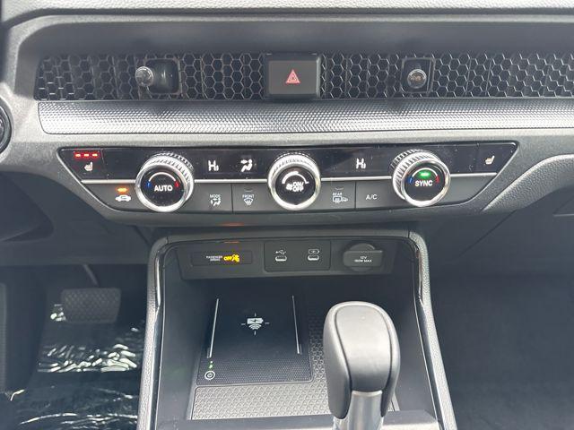 new 2026 Honda CR-V Hybrid car, priced at $40,250