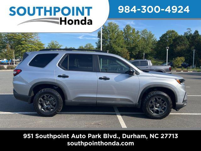 new 2025 Honda Pilot car, priced at $50,895