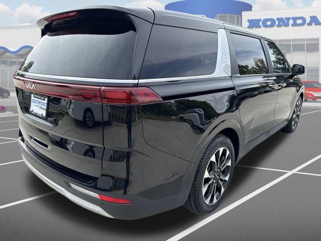 used 2024 Kia Carnival car, priced at $34,897