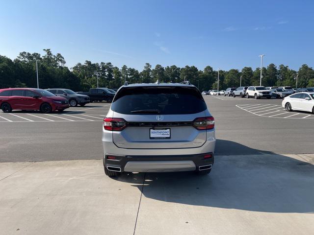 new 2025 Honda Pilot car, priced at $50,695