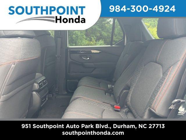 new 2025 Honda Pilot car, priced at $44,205