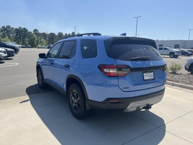 new 2025 Honda Pilot car, priced at $51,735