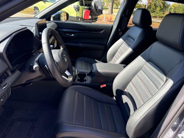 new 2026 Honda CR-V Hybrid car, priced at $40,175