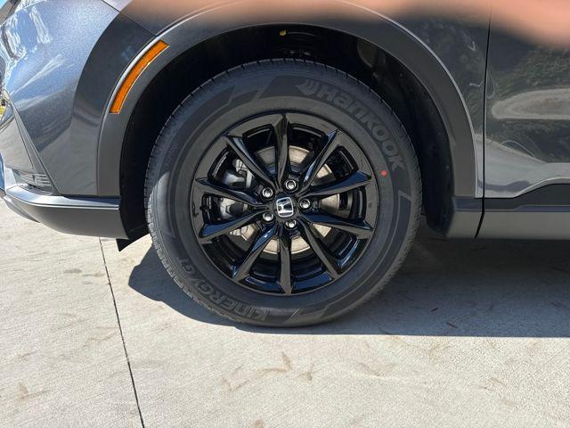 new 2026 Honda CR-V Hybrid car, priced at $40,175