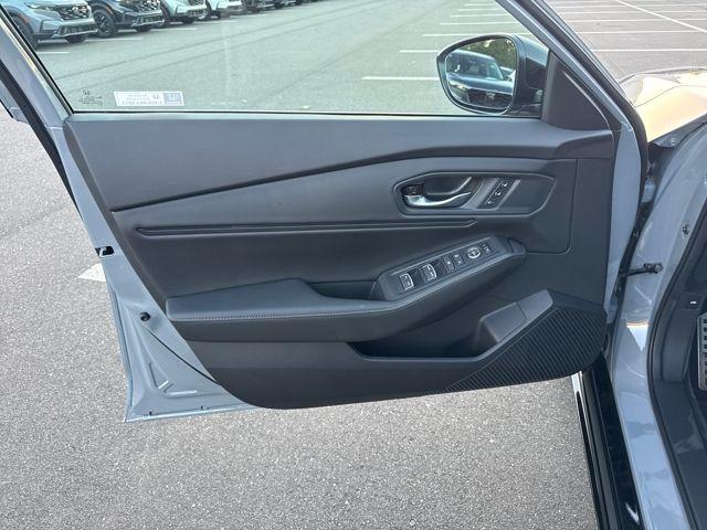 new 2025 Honda Accord Hybrid car, priced at $37,025