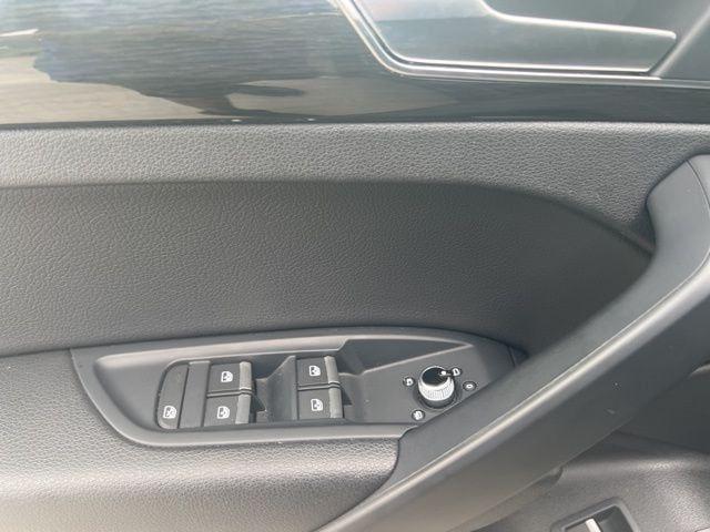 used 2018 Audi Q5 car, priced at $17,207