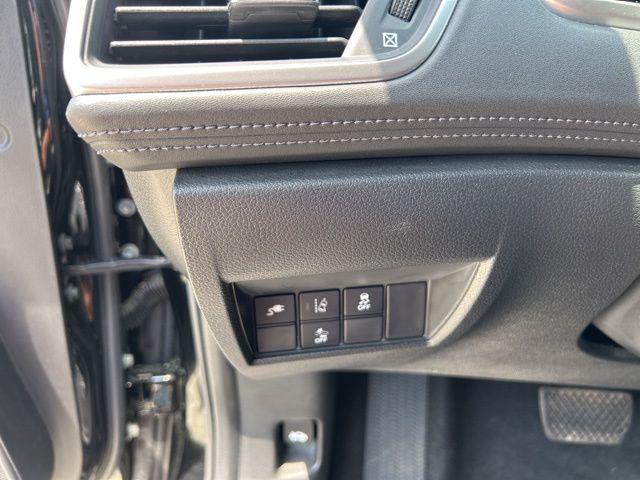 used 2018 Honda Clarity Plug-In Hybrid car, priced at $18,170