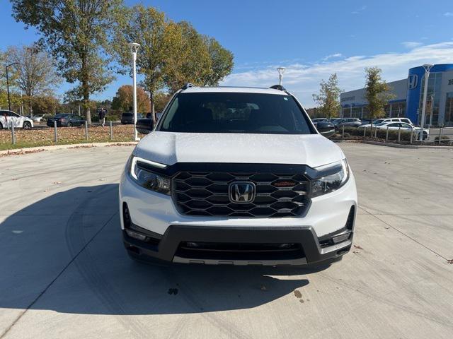 new 2025 Honda Passport car, priced at $46,850