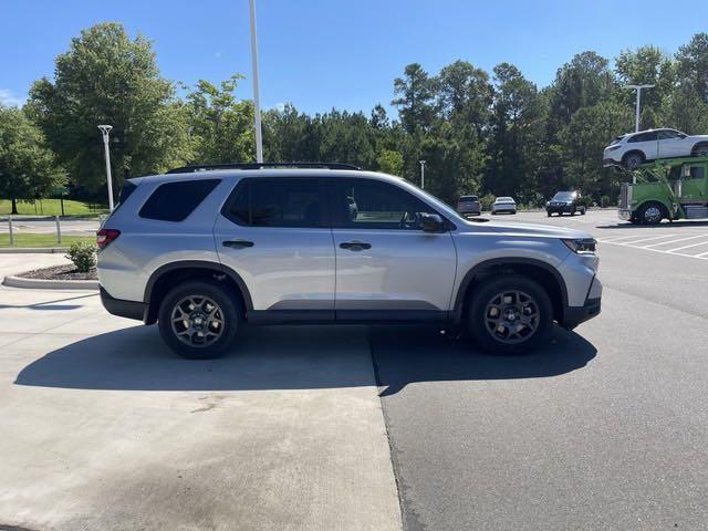 new 2025 Honda Pilot car, priced at $50,495