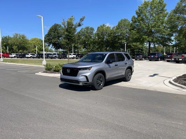 new 2025 Honda Pilot car, priced at $50,495