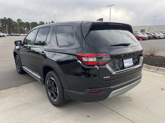 new 2025 Honda Pilot car, priced at $49,745