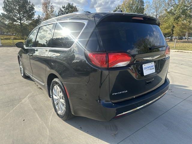 used 2019 Chrysler Pacifica car, priced at $12,427