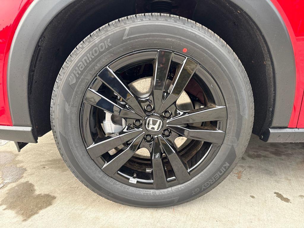 new 2026 Honda HR-V car, priced at $29,450