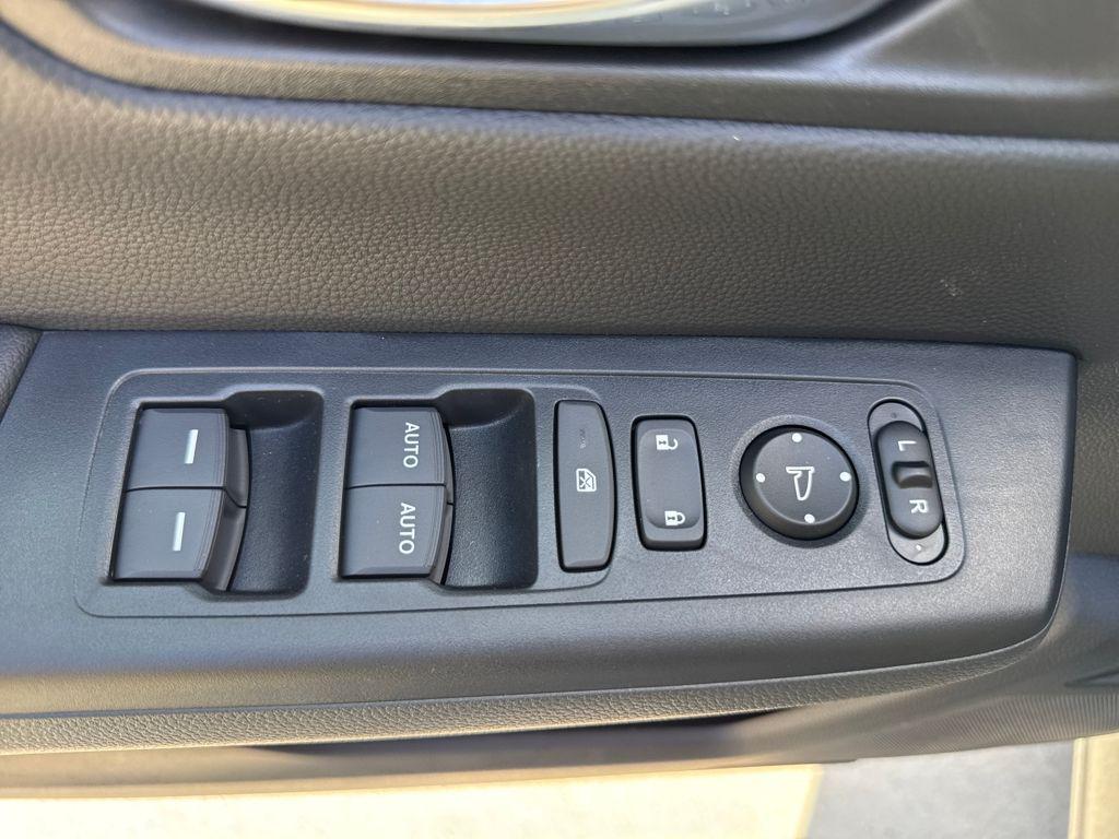 new 2026 Honda CR-V Hybrid car, priced at $40,705