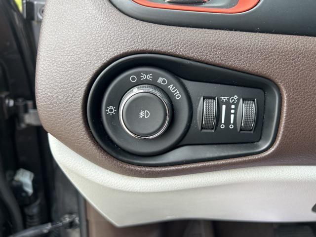 used 2017 Jeep Renegade car, priced at $13,532