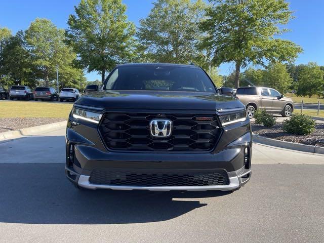 new 2025 Honda Pilot car, priced at $53,525