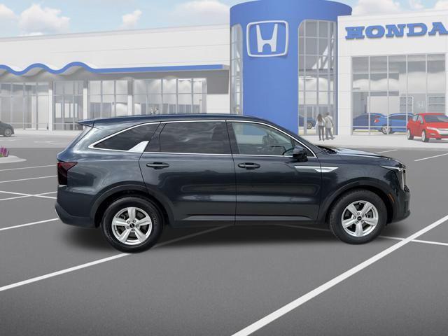 used 2024 Kia Sorento car, priced at $23,762