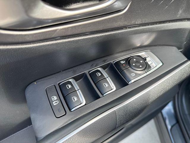 used 2024 Kia Sorento car, priced at $23,762