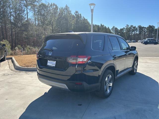 new 2025 Honda Pilot car, priced at $44,950