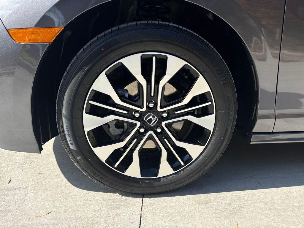 new 2026 Honda Odyssey car, priced at $53,190