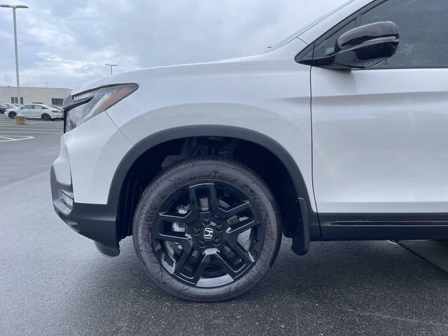 new 2024 Honda Passport car, priced at $49,365