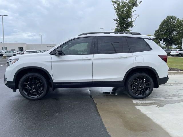 new 2024 Honda Passport car, priced at $49,365