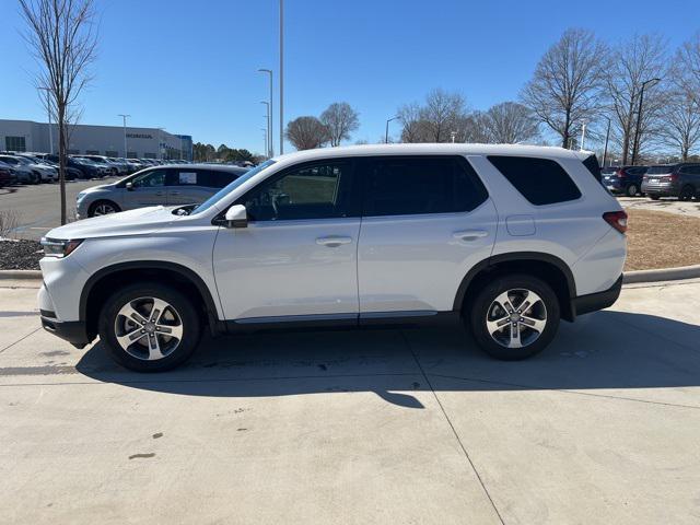 new 2025 Honda Pilot car, priced at $45,405