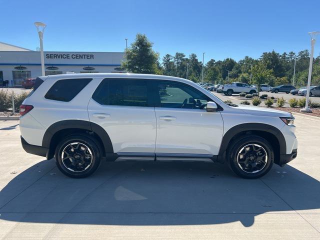 new 2025 Honda Pilot car, priced at $50,200