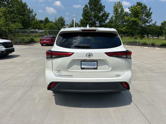 used 2020 Toyota Highlander car, priced at $25,583