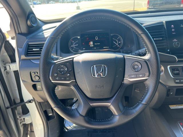 used 2022 Honda Passport car, priced at $31,904