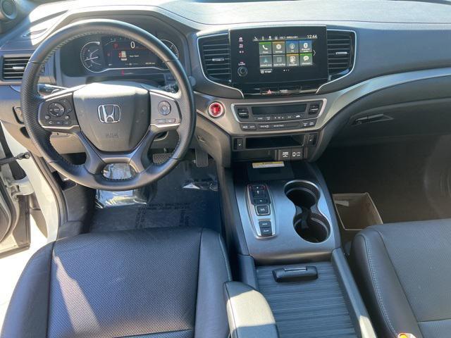 used 2022 Honda Passport car, priced at $31,904