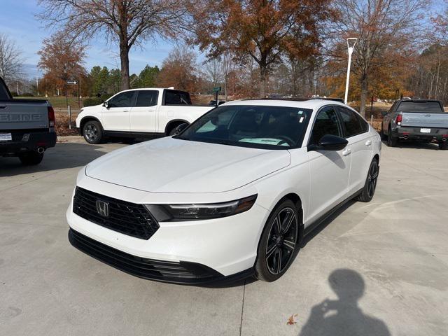 new 2025 Honda Accord Hybrid car, priced at $35,205