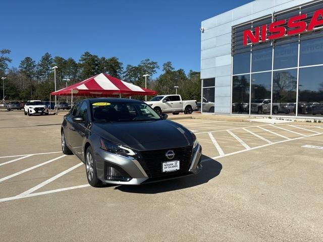 new 2024 Nissan Altima car, priced at $29,289