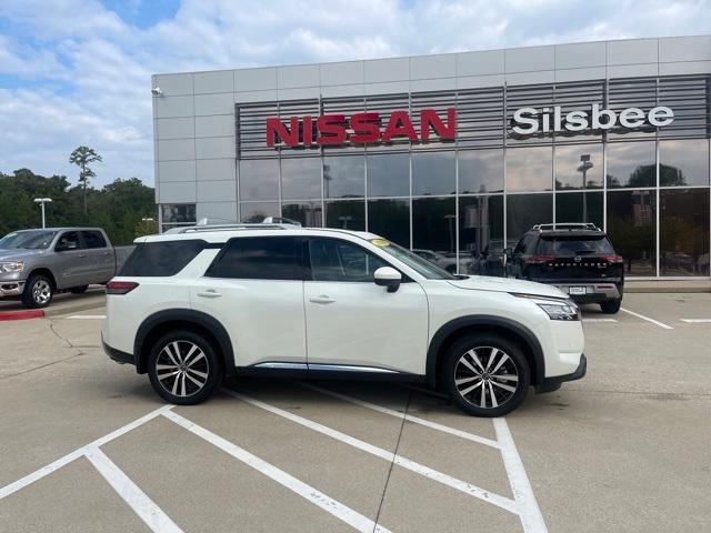 new 2024 Nissan Pathfinder car, priced at $53,604