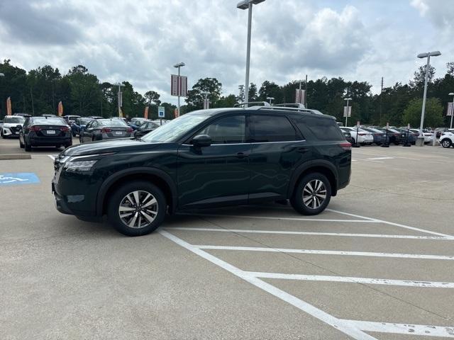 new 2024 Nissan Pathfinder car, priced at $46,714