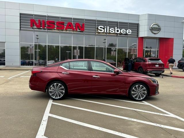 new 2024 Nissan Altima car, priced at $37,314