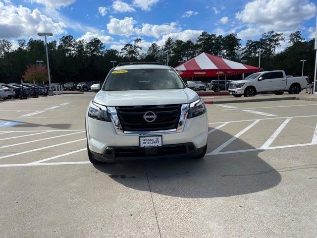 new 2024 Nissan Pathfinder car