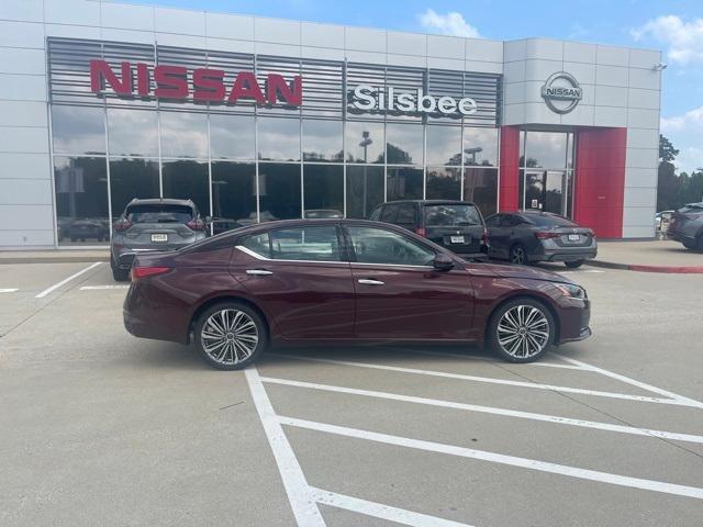 new 2024 Nissan Altima car, priced at $36,504