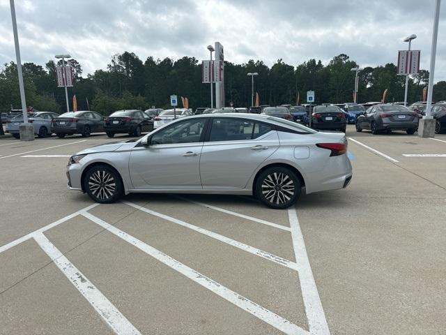 new 2024 Nissan Altima car, priced at $32,919