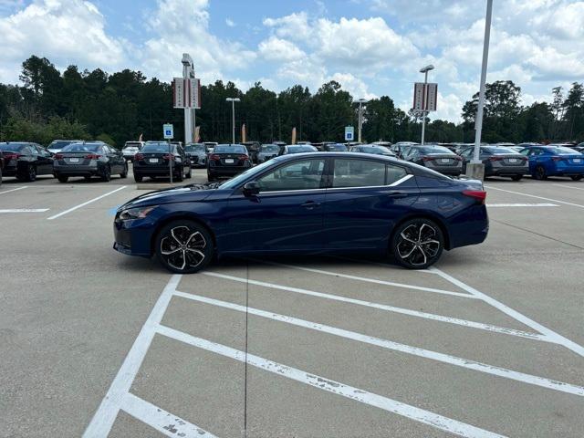 new 2024 Nissan Altima car, priced at $35,199