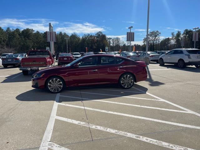 new 2024 Nissan Altima car, priced at $37,179