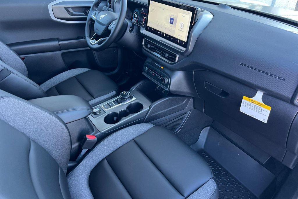 new 2025 Ford Bronco Sport car, priced at $31,738
