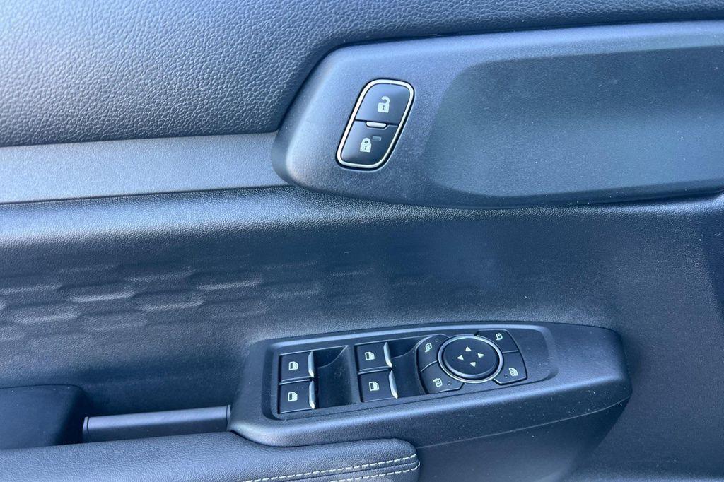 new 2025 Ford Ranger car, priced at $36,821