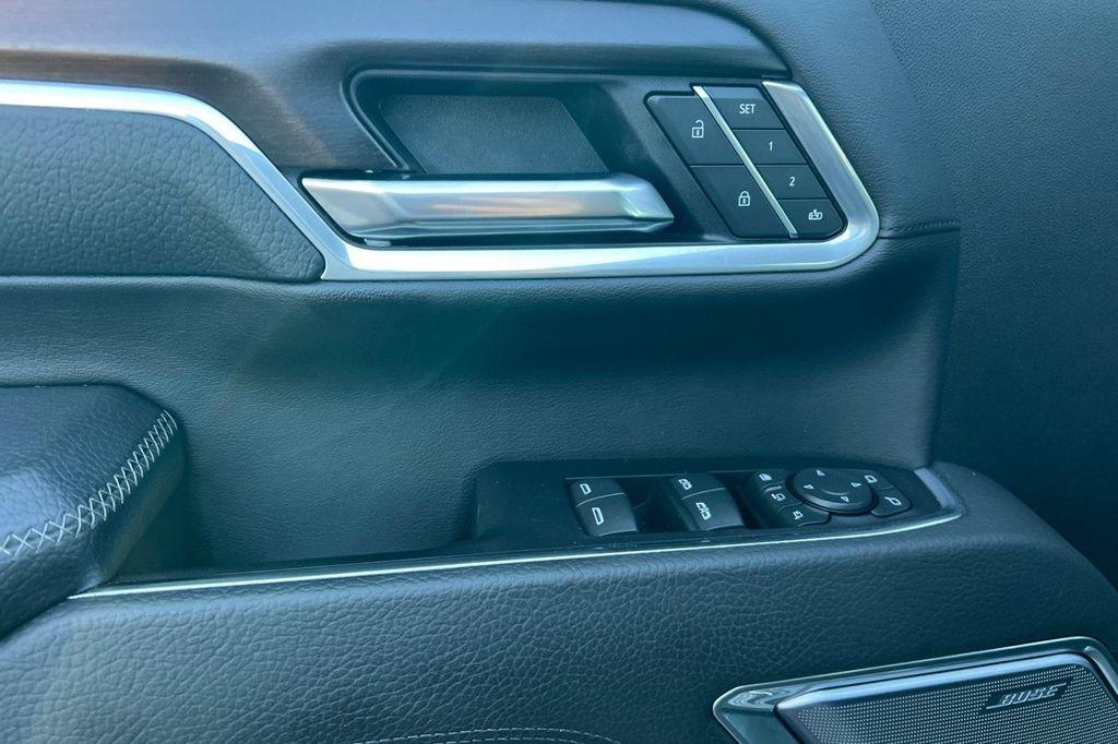 used 2025 GMC Sierra 2500 car, priced at $78,998