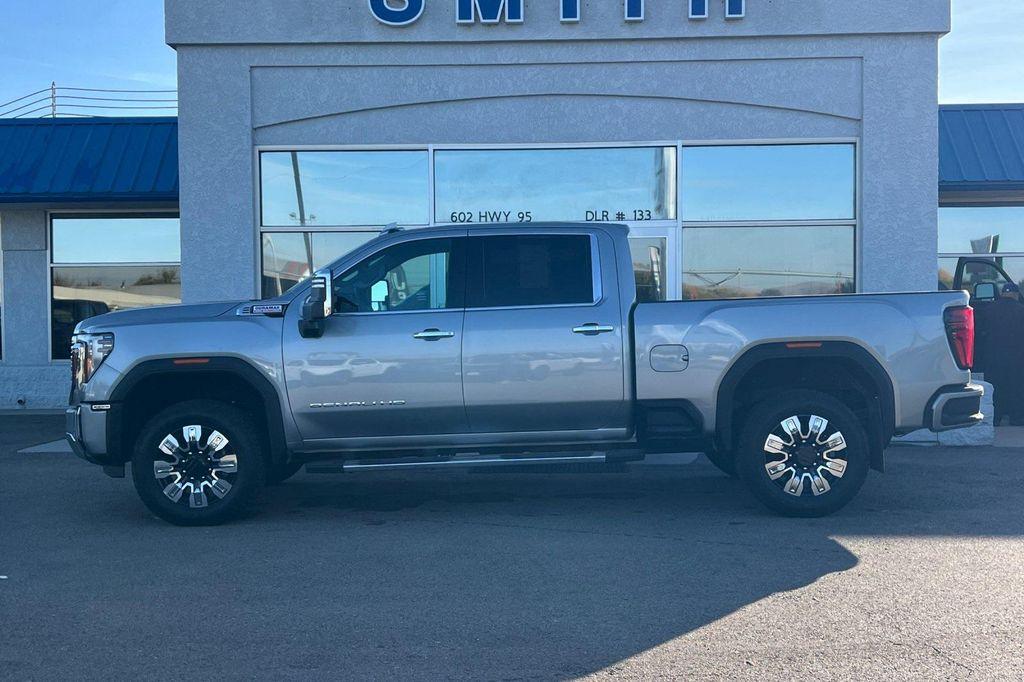 used 2025 GMC Sierra 2500 car, priced at $78,998