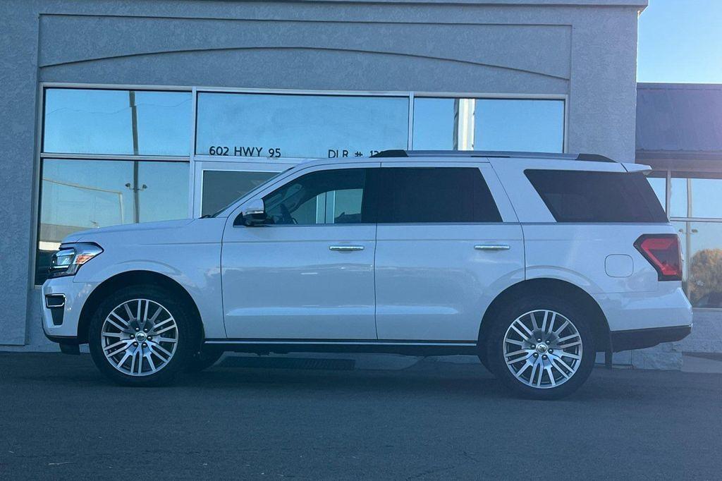 used 2024 Ford Expedition car, priced at $65,998